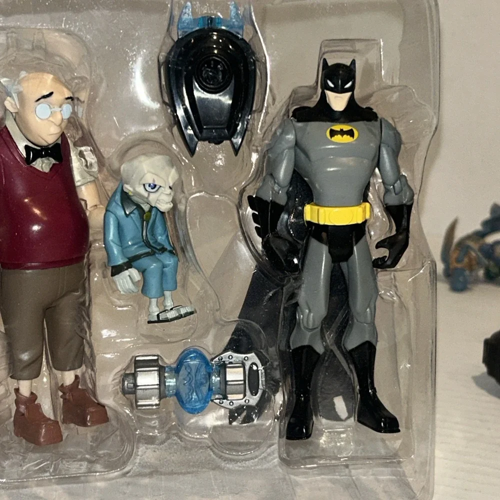 The Batman Triple Pack Action Figures EXP Ventriloquist Scarface Clayface DC A2